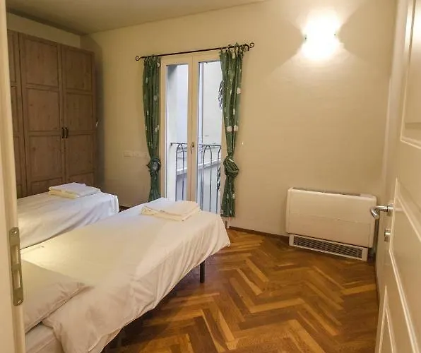 شقة Azeglio Apartment, A Due Passi Da Piazza Maggiore