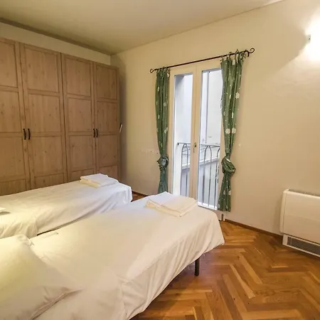 شقة Azeglio Apartment, A Due Passi Da Piazza Maggiore