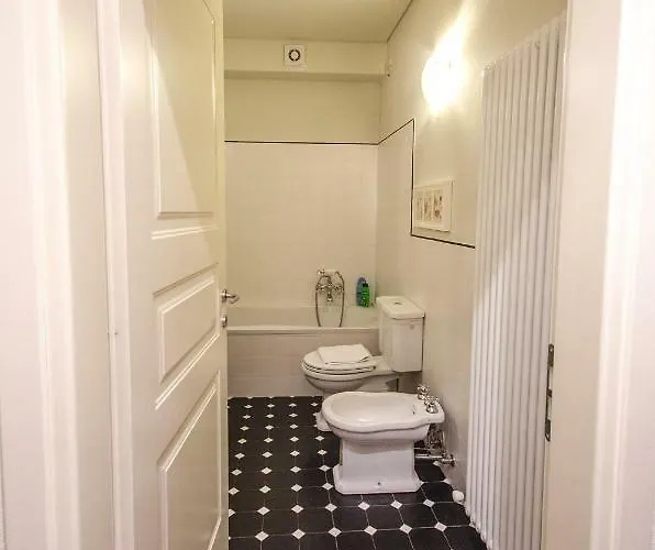 شقة Azeglio Apartment, A Due Passi Da Piazza Maggiore