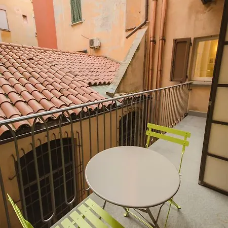 Azeglio Apartment, A Due Passi Da Piazza Maggiore Lejlighed Bologna